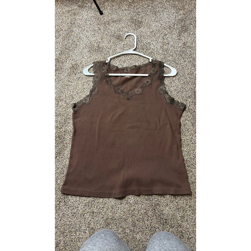 81 Y2K St. John's Bay size XL Cami w/ Lace
